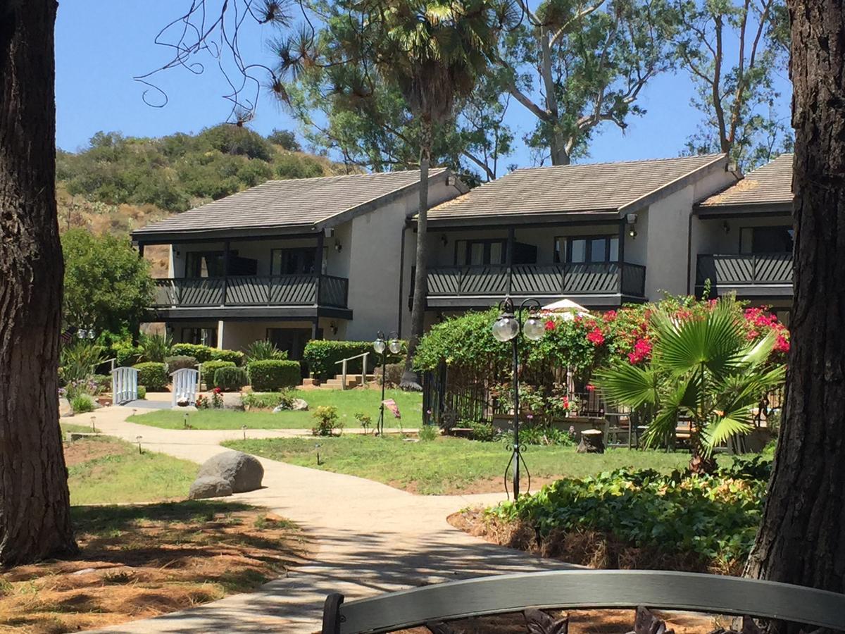Tuscany Hills Retreat Escondido Exterior photo