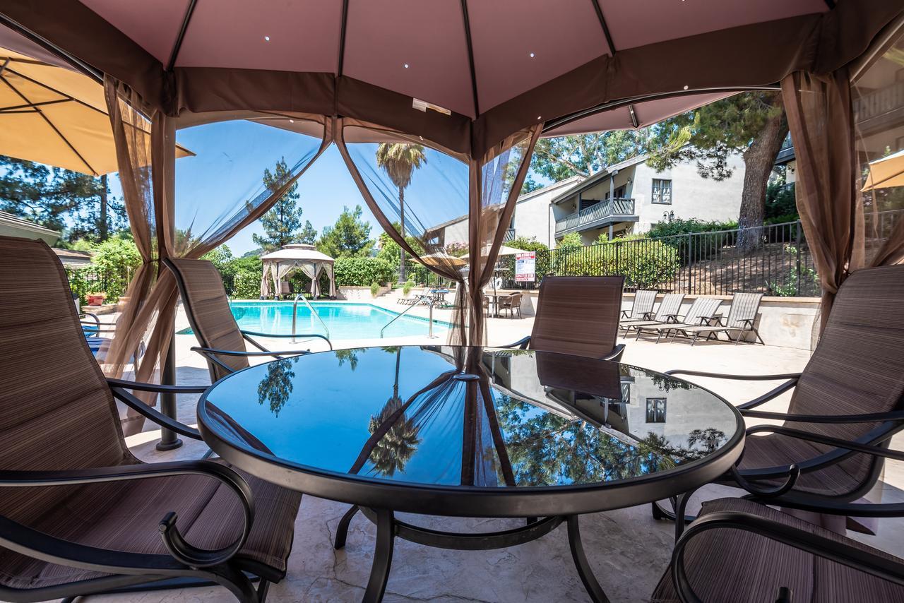 Tuscany Hills Retreat Escondido Exterior photo