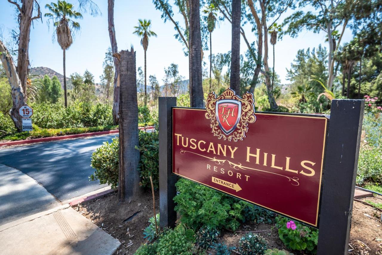 Tuscany Hills Retreat Escondido Exterior photo